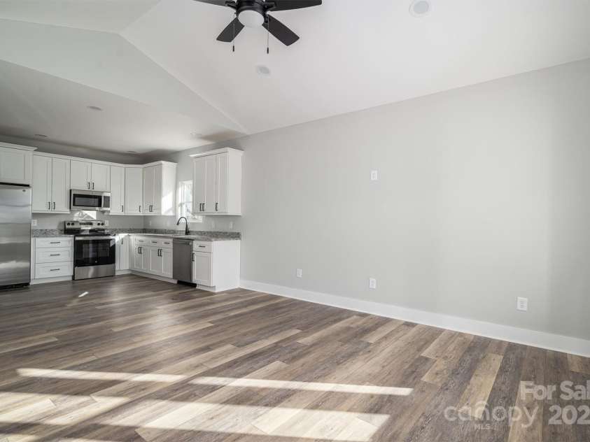 2832 12th Avenue, Hickory, NC 28602.  MLS# CAR4219670, YatesRealty ID 9009. 