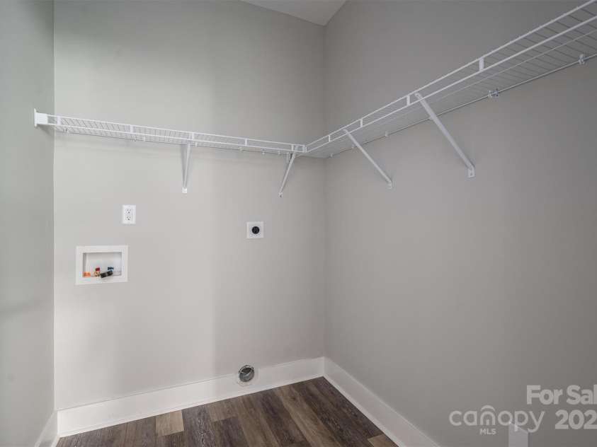 2832 12th Avenue, Hickory, NC 28602.  MLS# CAR4219670, YatesRealty ID 9009. 