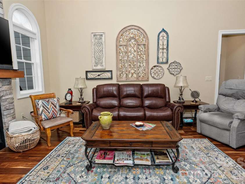 735 Bills Mountain Trail, Lake Lure, NC 28746.  MLS# CAR4316813, YatesRealty ID 901. 