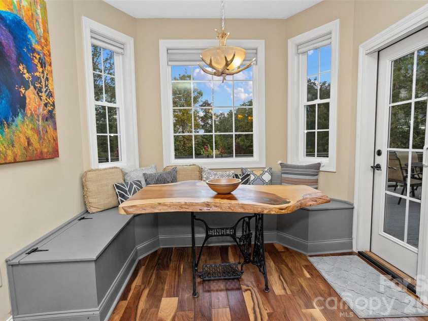 735 Bills Mountain Trail, Lake Lure, NC 28746.  MLS# CAR4316813, YatesRealty ID 901. 