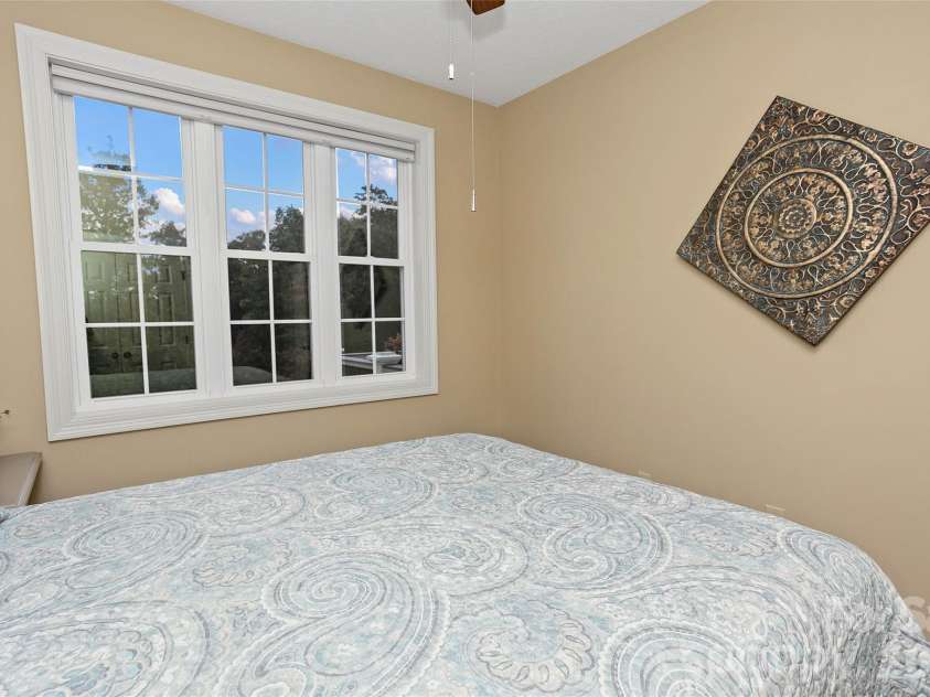 735 Bills Mountain Trail, Lake Lure, NC 28746.  MLS# CAR4316813, YatesRealty ID 901. 