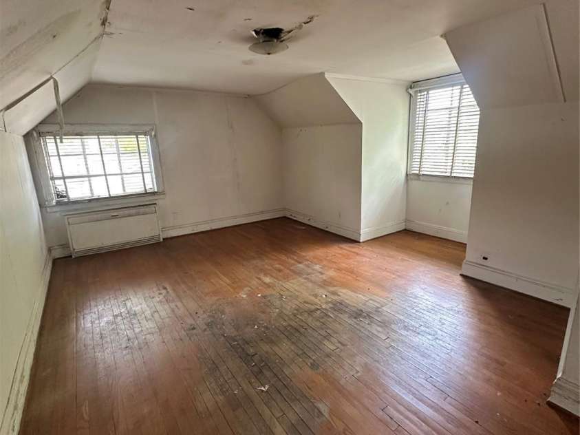 404 Mulberry Street, Cherryville, NC 28021.  MLS# CAR4248246, YatesRealty ID 9010. 