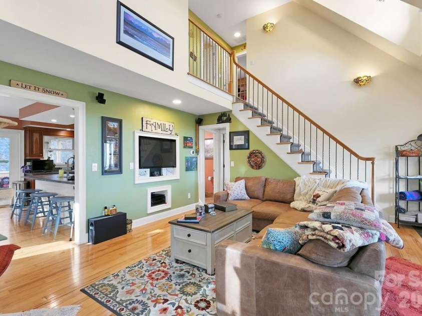 410 Forest Lake Road, Brevard, NC 28712.  MLS# CAR4364087, YatesRealty ID 9011. Lets Go Upstairs