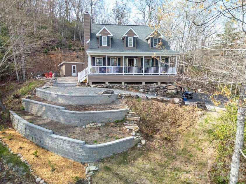 410 Forest Lake Road, Brevard, NC 28712.  MLS# CAR4364087, YatesRealty ID 9011. Terraced Gardens