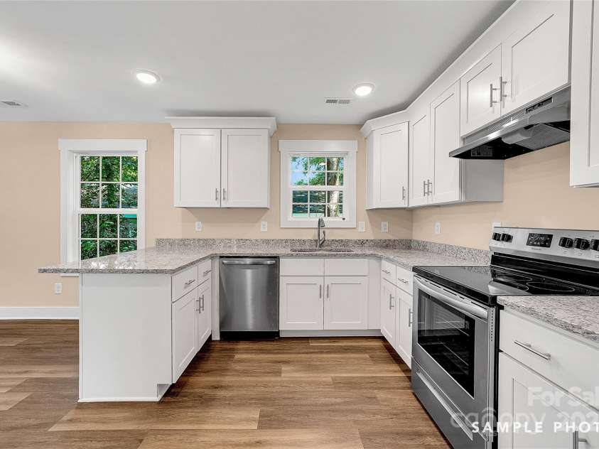 1587 Green Circle Drive, Gastonia, NC 28054.  MLS# CAR4239405, YatesRealty ID 9012. 