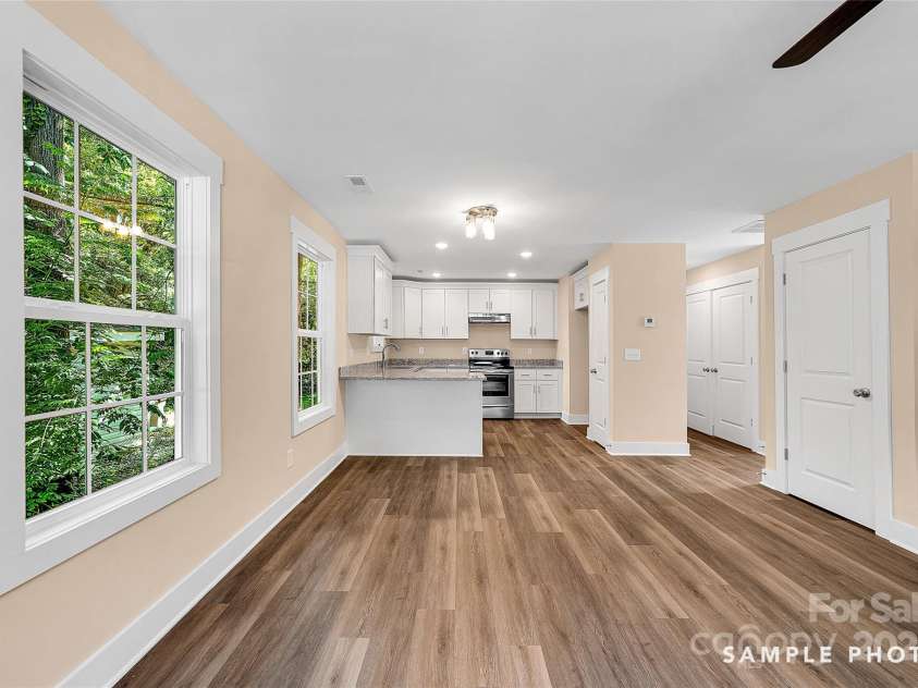 1587 Green Circle Drive, Gastonia, NC 28054.  MLS# CAR4239405, YatesRealty ID 9012. 