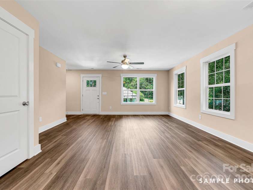 1587 Green Circle Drive, Gastonia, NC 28054.  MLS# CAR4239405, YatesRealty ID 9012. Living and Dining Area