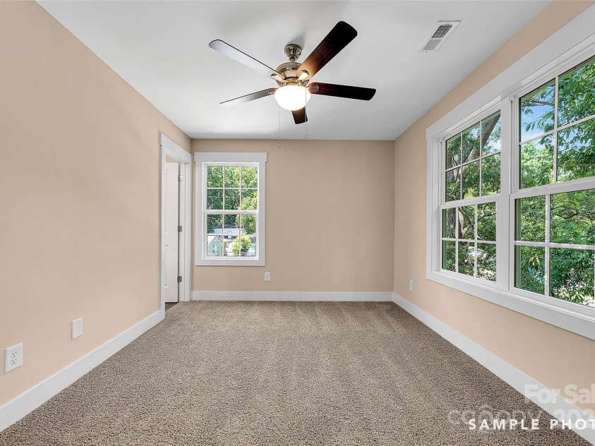 1587 Green Circle Drive, Gastonia, NC 28054.  MLS# CAR4239405, YatesRealty ID 9012. Primary Bedroom