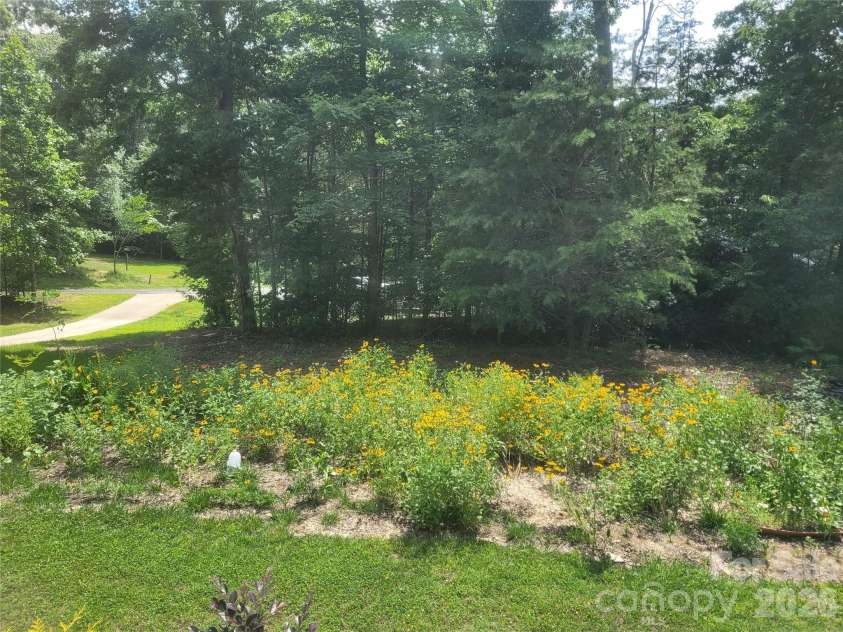 160 Winsome Forest Drive, Nebo, NC 28761.  MLS# CAR4360484, YatesRealty ID 9012. 2025