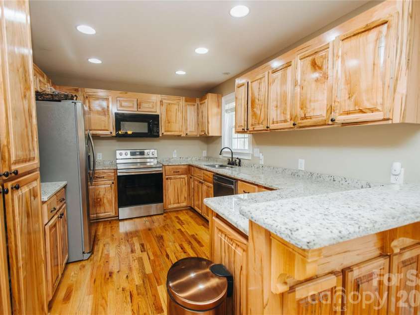 160 Winsome Forest Drive, Nebo, NC 28761.  MLS# CAR4360484, YatesRealty ID 9012. 