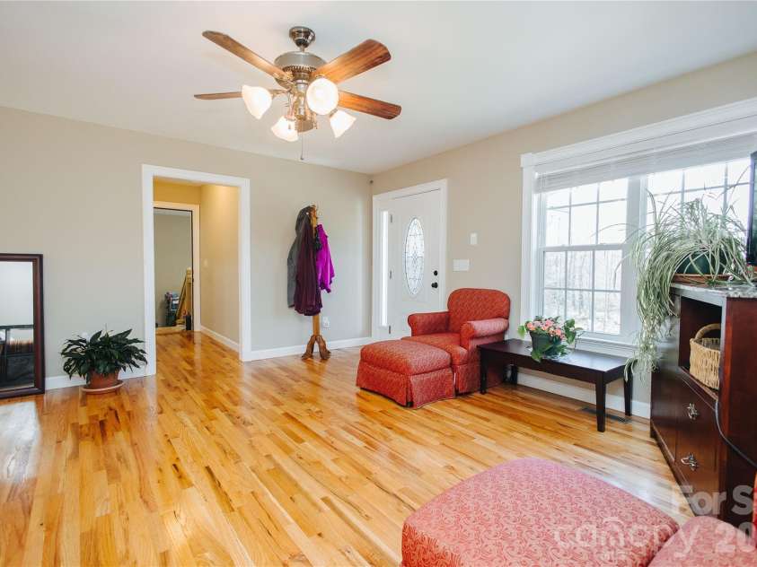 160 Winsome Forest Drive, Nebo, NC 28761.  MLS# CAR4360484, YatesRealty ID 9012. 