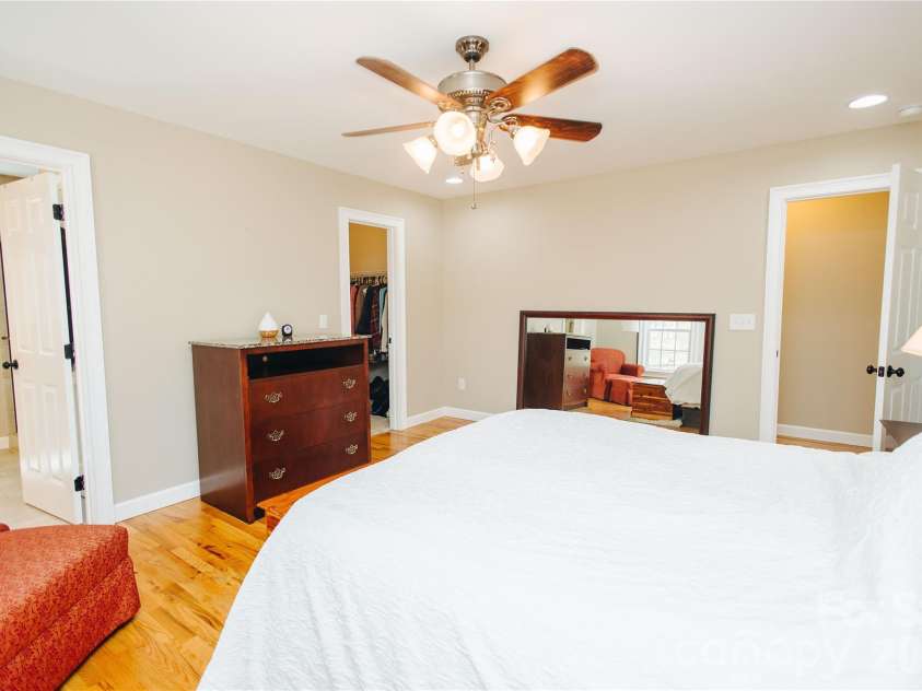 160 Winsome Forest Drive, Nebo, NC 28761.  MLS# CAR4360484, YatesRealty ID 9012. 