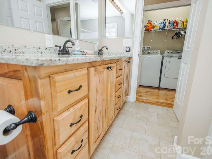160 Winsome Forest Drive, Nebo, NC 28761.  MLS# CAR4360484, YatesRealty ID 9012. 