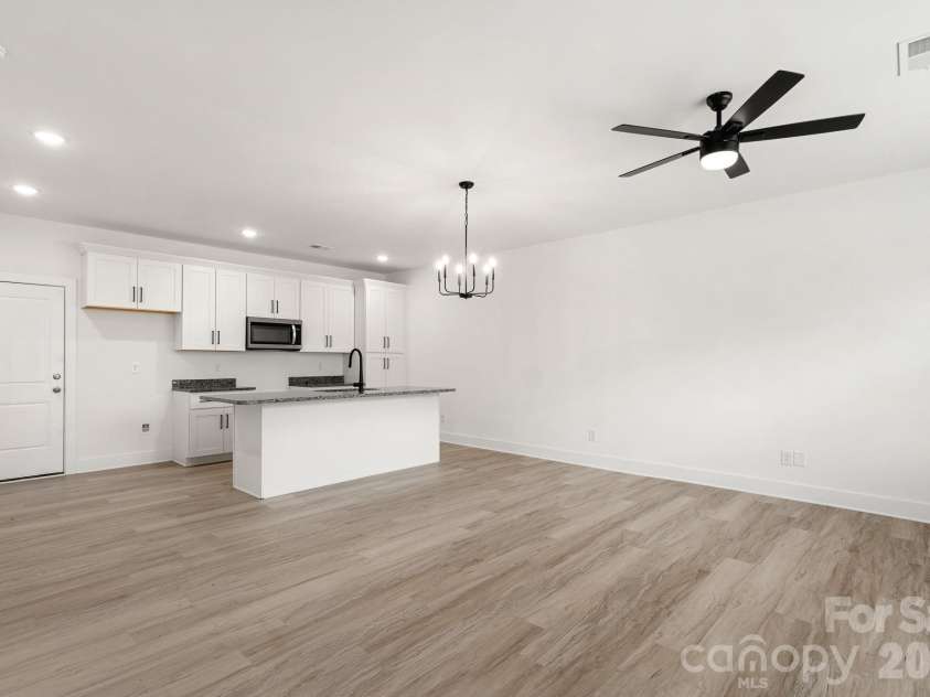 4431 Fair Street, Charlotte, NC 28208.  MLS# CAR4365773, YatesRealty ID 9013. 