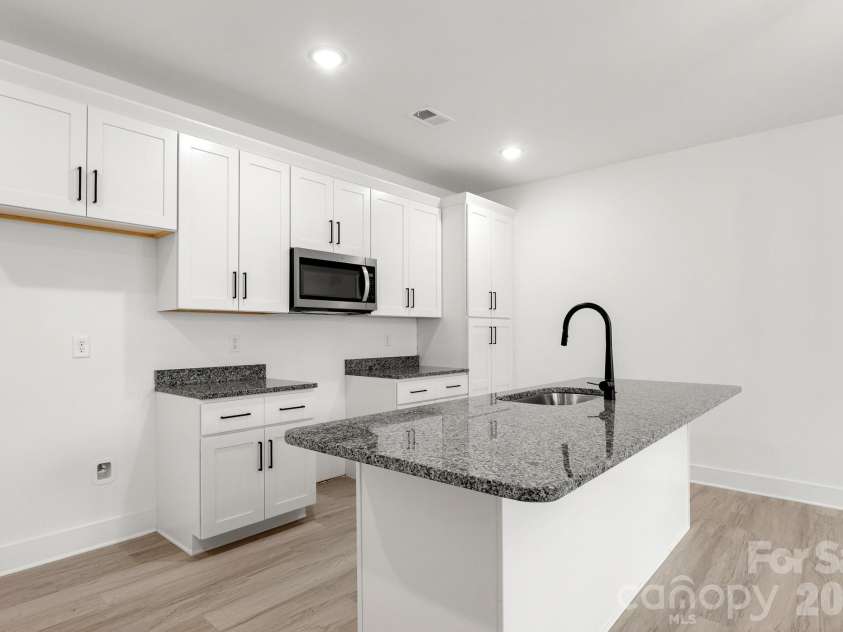 4431 Fair Street, Charlotte, NC 28208.  MLS# CAR4365773, YatesRealty ID 9013. 