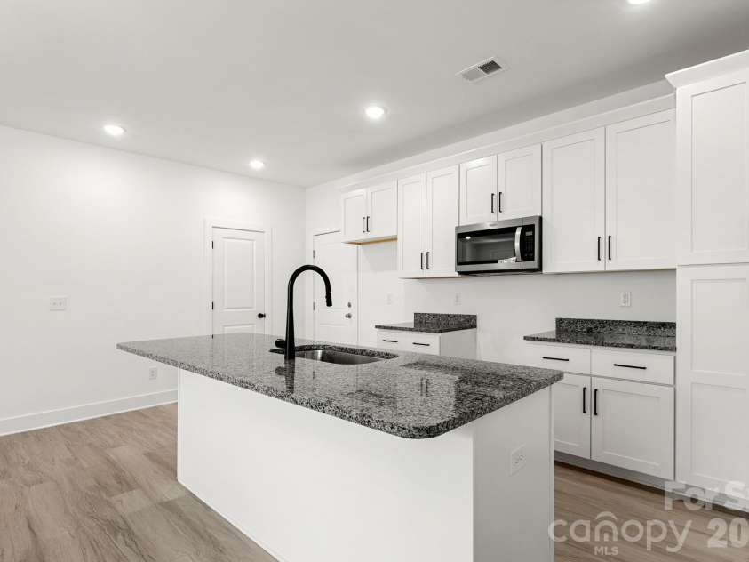 4431 Fair Street, Charlotte, NC 28208.  MLS# CAR4365773, YatesRealty ID 9013. 