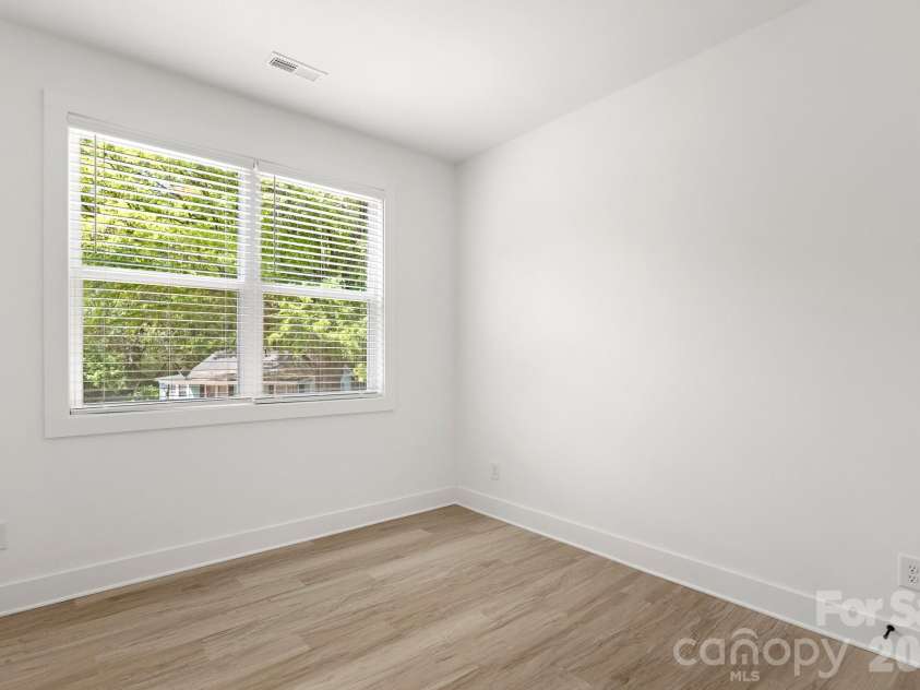 4431 Fair Street, Charlotte, NC 28208.  MLS# CAR4365773, YatesRealty ID 9013. 