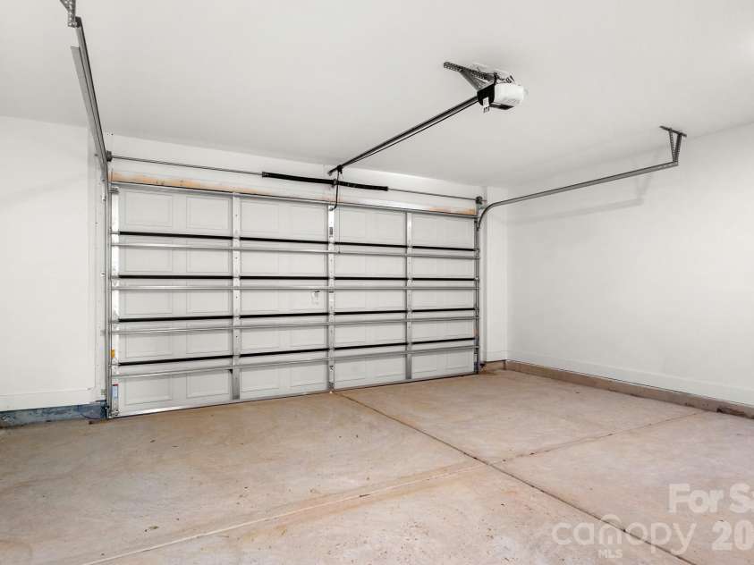 4431 Fair Street, Charlotte, NC 28208.  MLS# CAR4365773, YatesRealty ID 9013. 