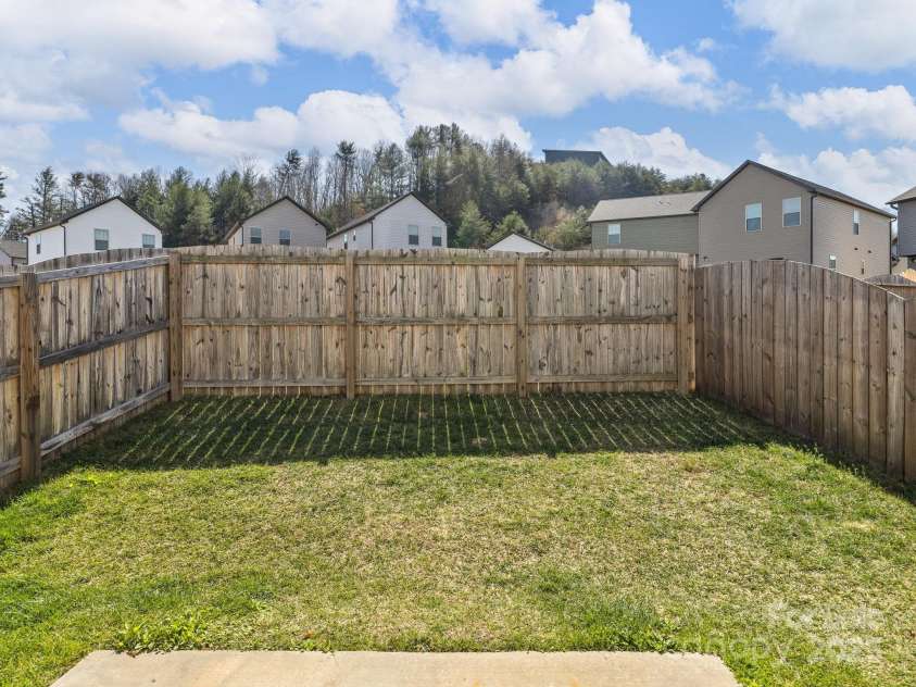 66 Cardwell Lane, Fletcher, NC 28732.  MLS# CAR4230904, YatesRealty ID 9013. 