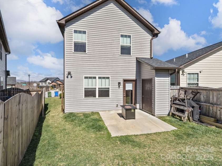 66 Cardwell Lane, Fletcher, NC 28732.  MLS# CAR4230904, YatesRealty ID 9013. 