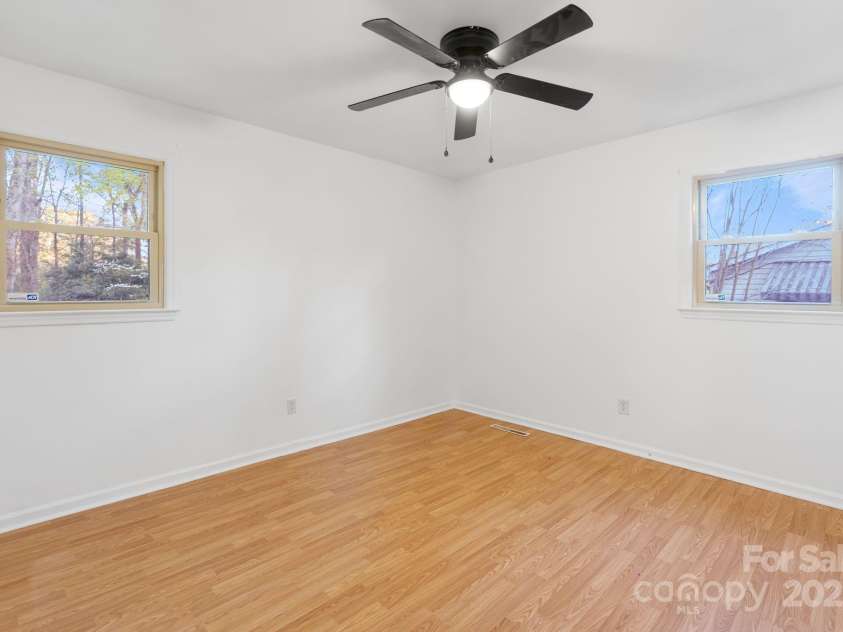 1483 Runabout Road, Pfafftown, NC 27040.  MLS# CAR4250556, YatesRealty ID 9014. 