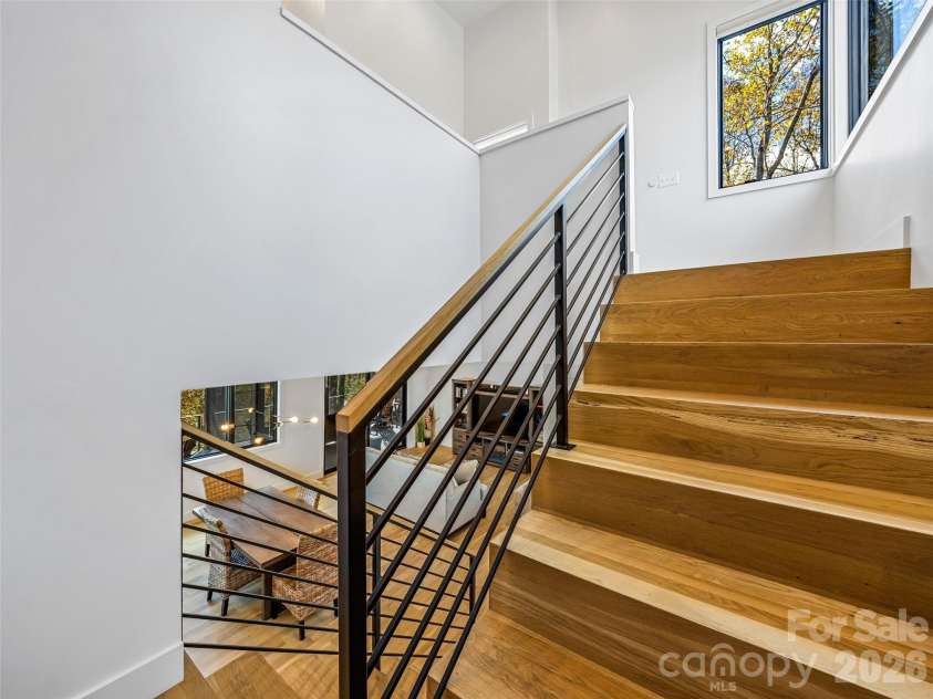 15 Laurel Ledge Way, Fletcher, NC 28732.  MLS# CAR4316029, YatesRealty ID 9014. Let's head upstairs...
