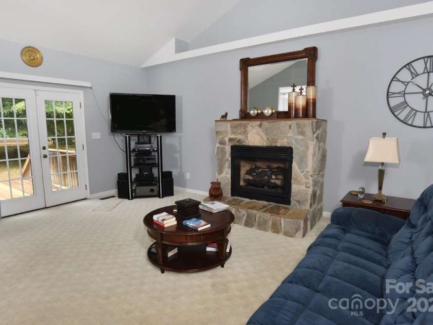 179 Hazelwood Drive, Mocksville, NC 27028.  MLS# CAR4155732, YatesRealty ID 9016. 