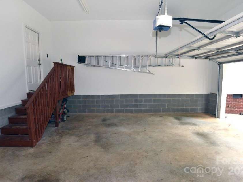 179 Hazelwood Drive, Mocksville, NC 27028.  MLS# CAR4155732, YatesRealty ID 9016. 