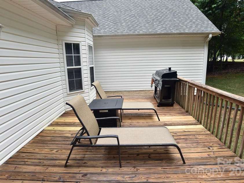 179 Hazelwood Drive, Mocksville, NC 27028.  MLS# CAR4155732, YatesRealty ID 9016. 