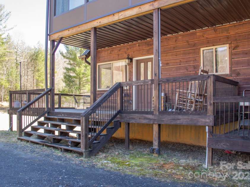 146 Green Briar Lane, Green Mountain, NC 28740.  MLS# CAR4287422, YatesRealty ID 9017. Exterior Back Entry