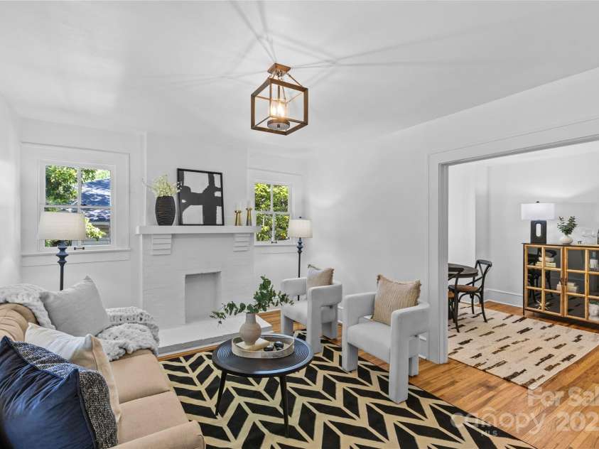 1517 Cleveland Avenue, Charlotte, NC 28203.  MLS# CAR4232687, YatesRealty ID 9019. 