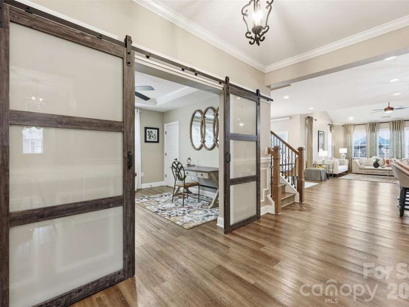 1157 Overlake Drive, Belmont, NC 28012.  MLS# CAR4286954, YatesRealty ID 9021. 