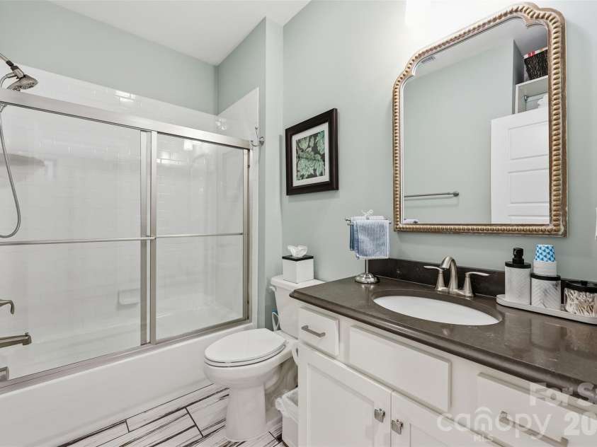 1157 Overlake Drive, Belmont, NC 28012.  MLS# CAR4286954, YatesRealty ID 9021. 