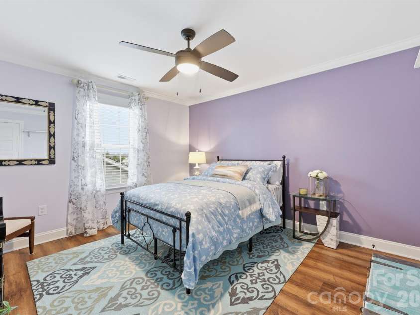 1157 Overlake Drive, Belmont, NC 28012.  MLS# CAR4286954, YatesRealty ID 9021. 