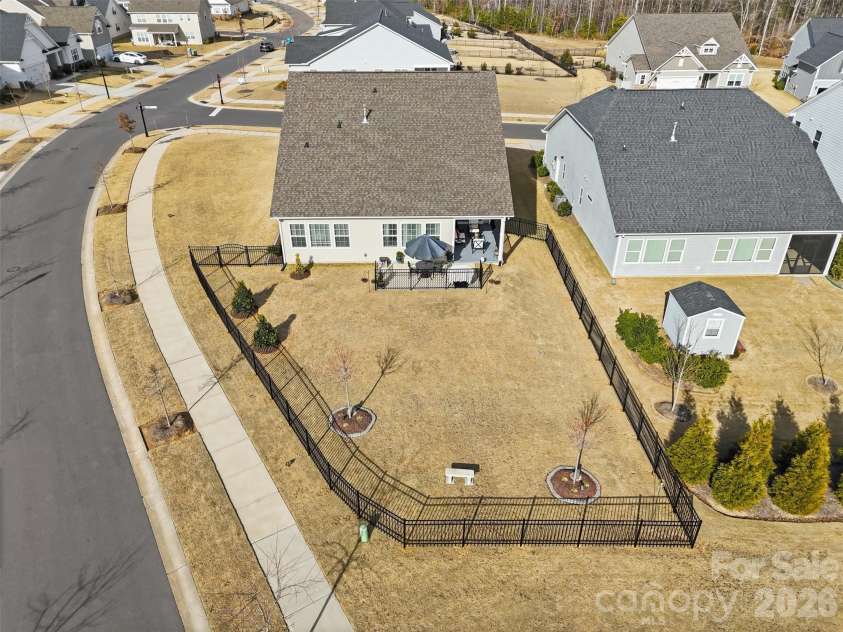 1157 Overlake Drive, Belmont, NC 28012.  MLS# CAR4286954, YatesRealty ID 9021. 