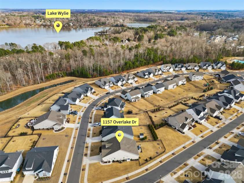 1157 Overlake Drive, Belmont, NC 28012.  MLS# CAR4286954, YatesRealty ID 9021. 