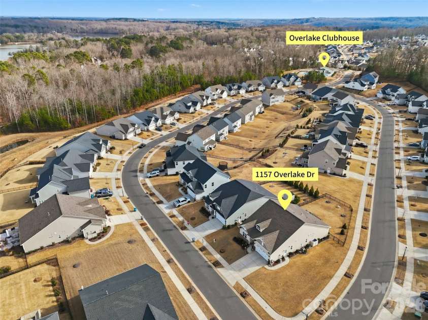1157 Overlake Drive, Belmont, NC 28012.  MLS# CAR4286954, YatesRealty ID 9021. 