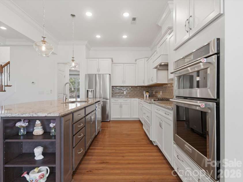 8000 Fallondale Road, Waxhaw, NC 28173.  MLS# CAR4362638, YatesRealty ID 9022. 