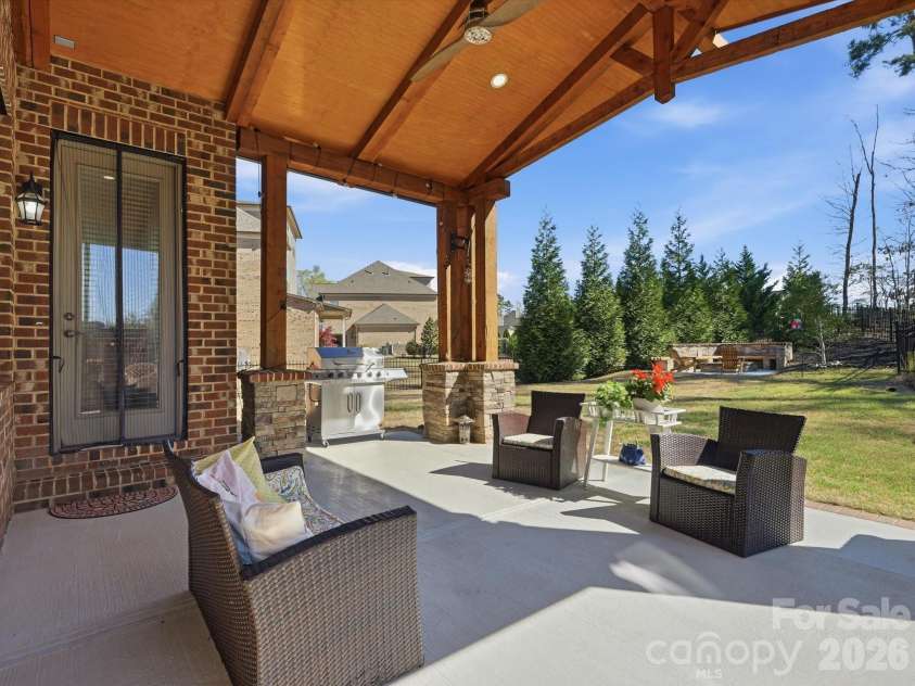 8000 Fallondale Road, Waxhaw, NC 28173.  MLS# CAR4362638, YatesRealty ID 9022. 