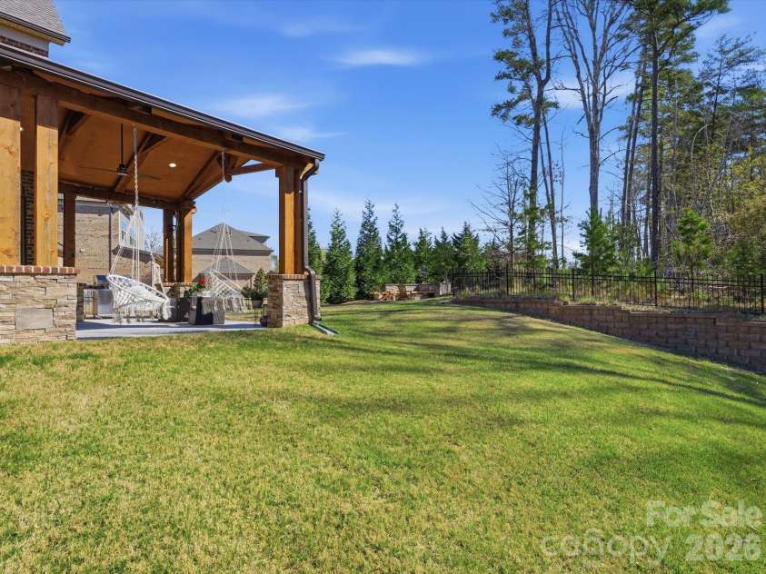 8000 Fallondale Road, Waxhaw, NC 28173.  MLS# CAR4362638, YatesRealty ID 9022. 