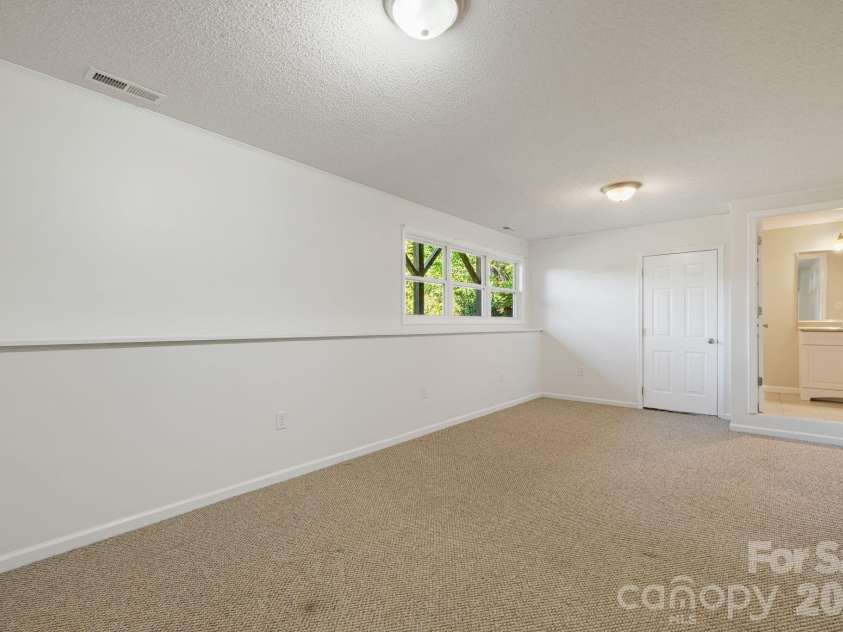 207 Christina Court, Asheville, NC 28806.  MLS# CAR4330846, YatesRealty ID 9023. 