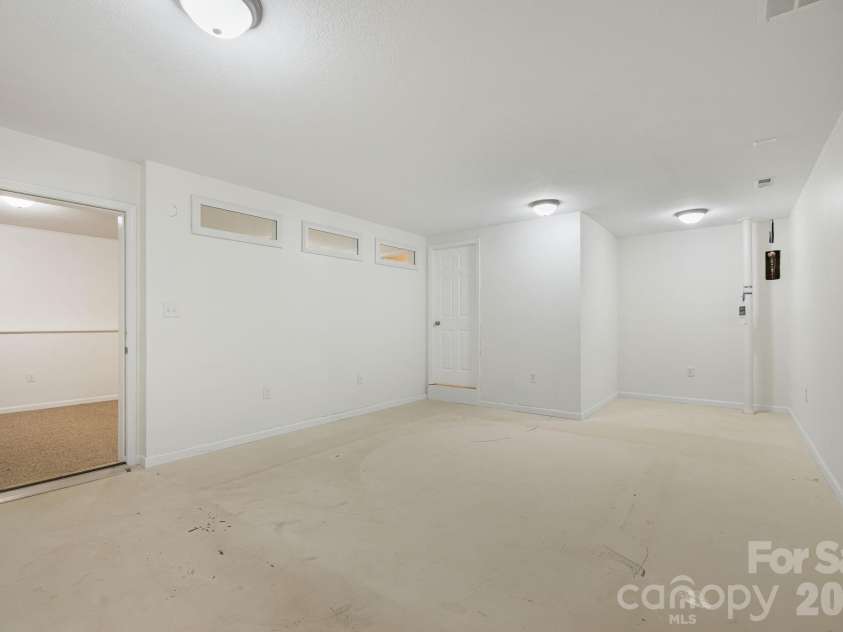 207 Christina Court, Asheville, NC 28806.  MLS# CAR4330846, YatesRealty ID 9023. 