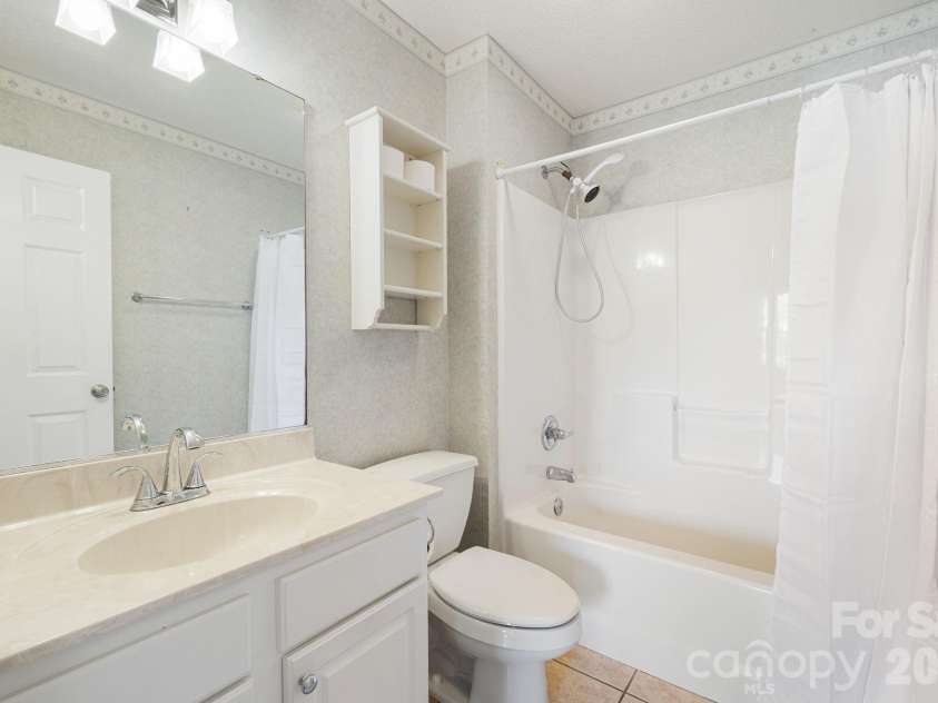 207 Christina Court, Asheville, NC 28806.  MLS# CAR4330846, YatesRealty ID 9023. Shared Bath
