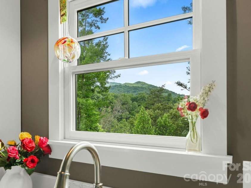 117 Amberleaf Way, Cullowhee, NC 28723.  MLS# CAR4358578, YatesRealty ID 9024. 