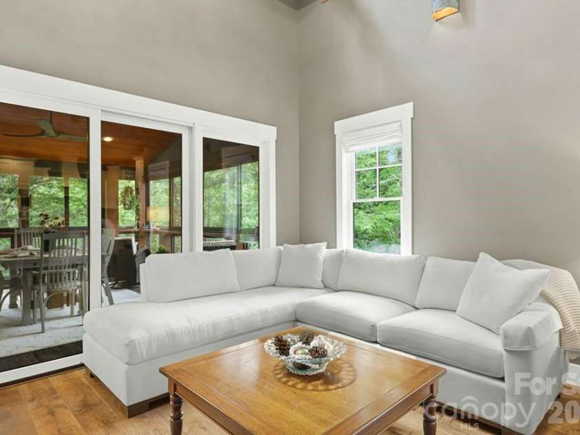 117 Amberleaf Way, Cullowhee, NC 28723.  MLS# CAR4358578, YatesRealty ID 9024. 