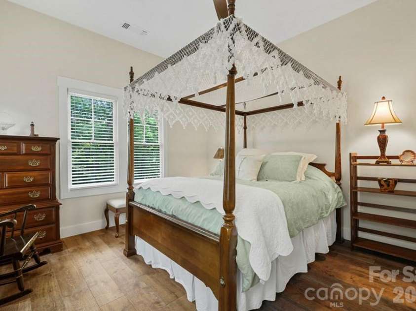 117 Amberleaf Way, Cullowhee, NC 28723.  MLS# CAR4358578, YatesRealty ID 9024. 