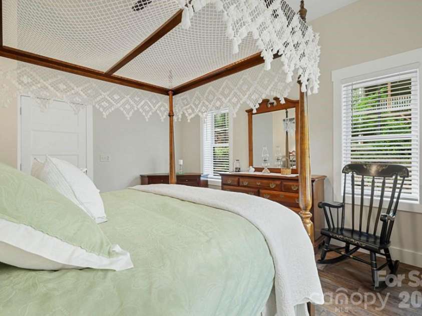 117 Amberleaf Way, Cullowhee, NC 28723.  MLS# CAR4358578, YatesRealty ID 9024. 