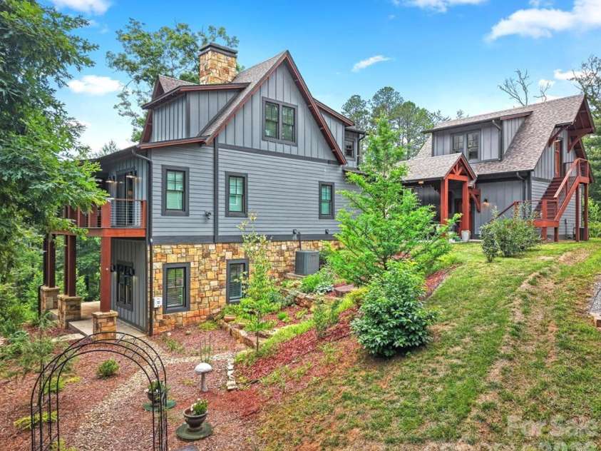 117 Amberleaf Way, Cullowhee, NC 28723.  MLS# CAR4358578, YatesRealty ID 9024. 