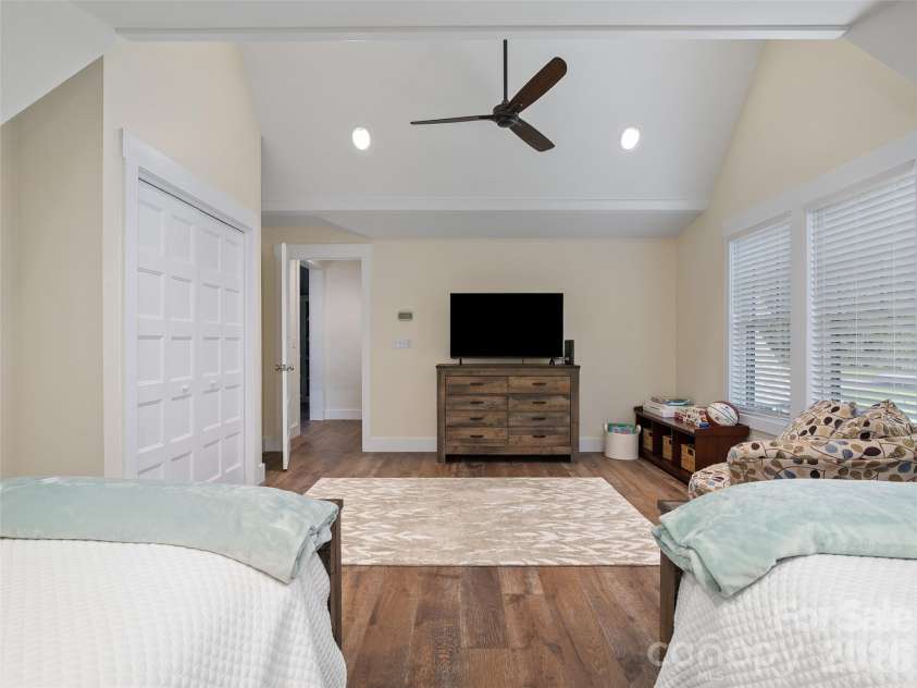 117 Amberleaf Way, Cullowhee, NC 28723.  MLS# CAR4425092, YatesRealty ID 9024. 