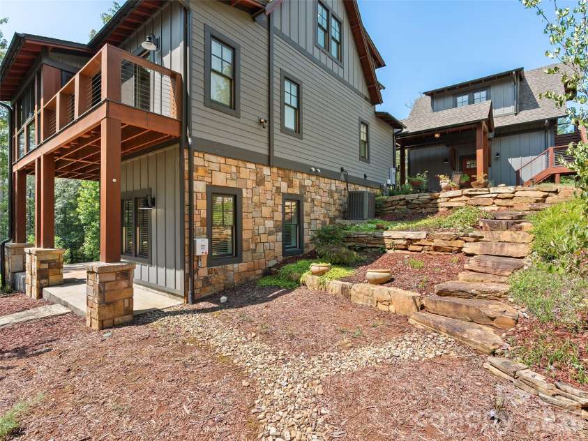 117 Amberleaf Way, Cullowhee, NC 28723.  MLS# CAR4425092, YatesRealty ID 9024. 
